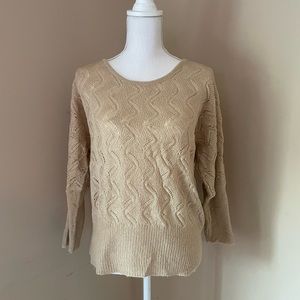 Like new! Beautiful gold sweater with shimmer!